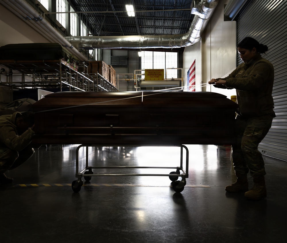 Unlicensed support technician training at AFMAO