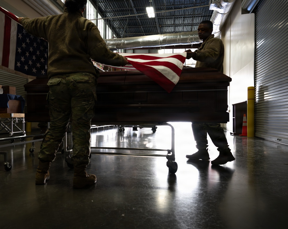 Unlicensed support technician training at AFMAO