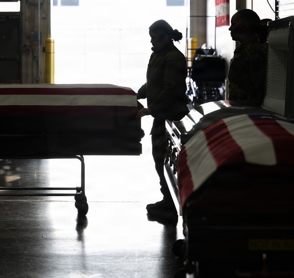 Unlicensed support technician training at AFMAO