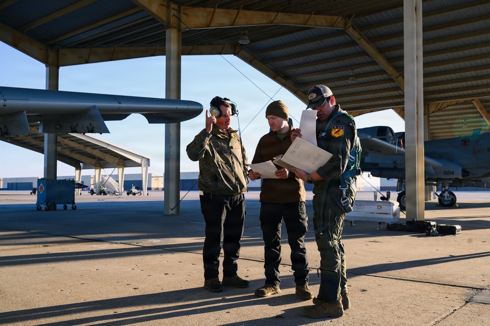 442d Fighter Wing divests A-10 Thunderbolt II attack aircraft
