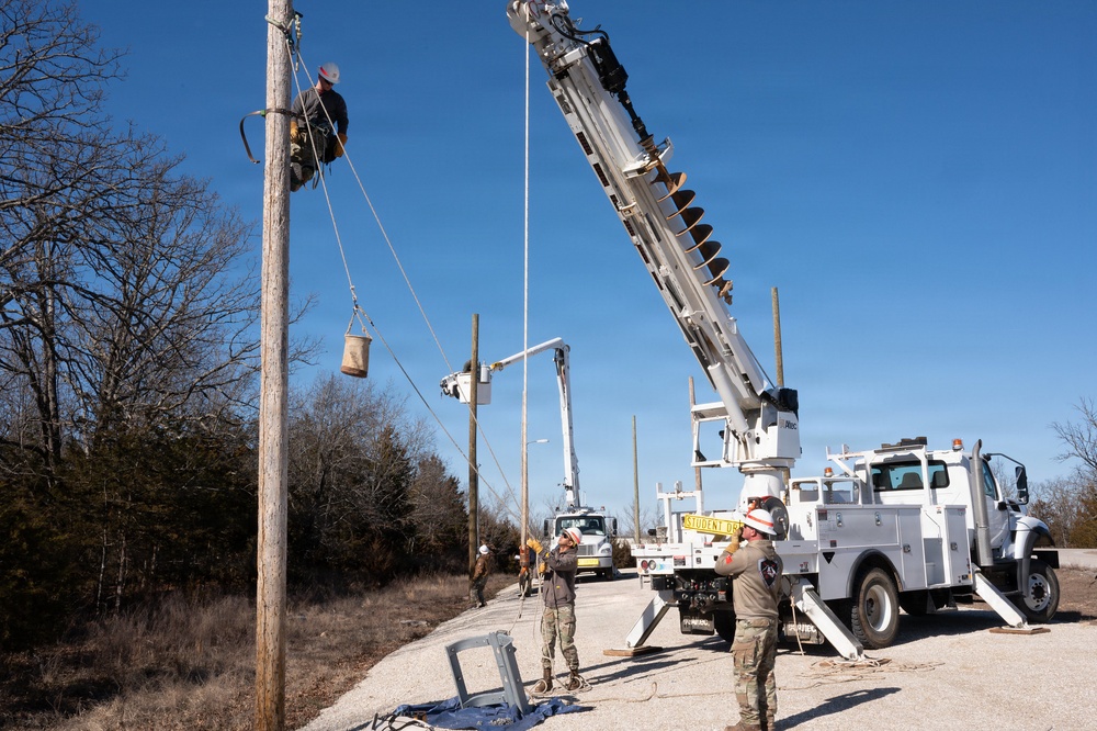 Fort Leonard Wood generates U.S. Army, Navy prime power production experts