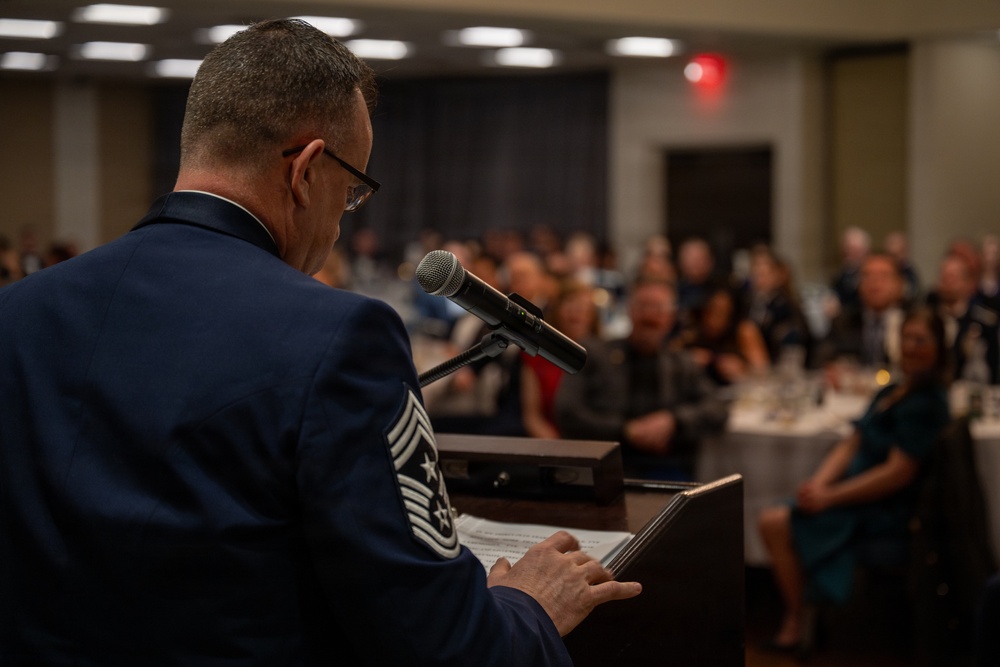 CMSgt Unterseher visits Mountain Home AFB