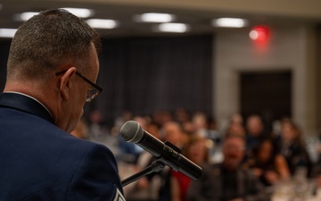 CMSgt Unterseher visits Mountain Home AFB