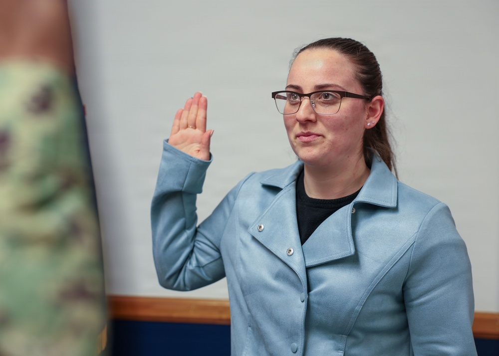 Maine Native take Oath of Office