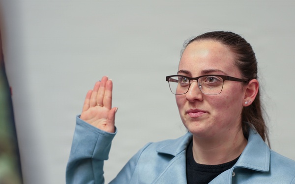 Maine Native take Oath of Office