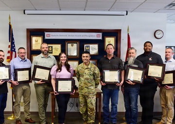 Leaders recognize graduates at finish line of Supervisor Training Program