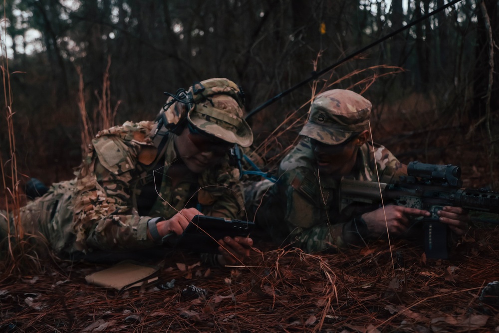 3rd Special Forces Group (Airborne) Multidomain Operators Conduct Electronic Warfare Exercise