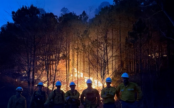 Oklahoma National Guard wildland firefighting crews battle Oklahoma blazes