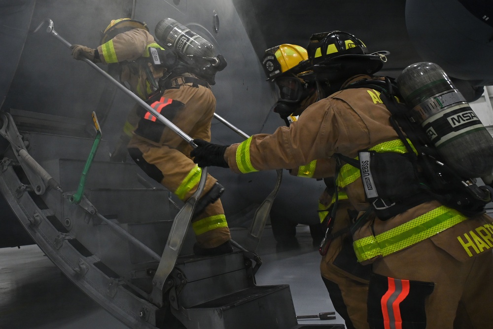 105th Fire Department participates in smoke training