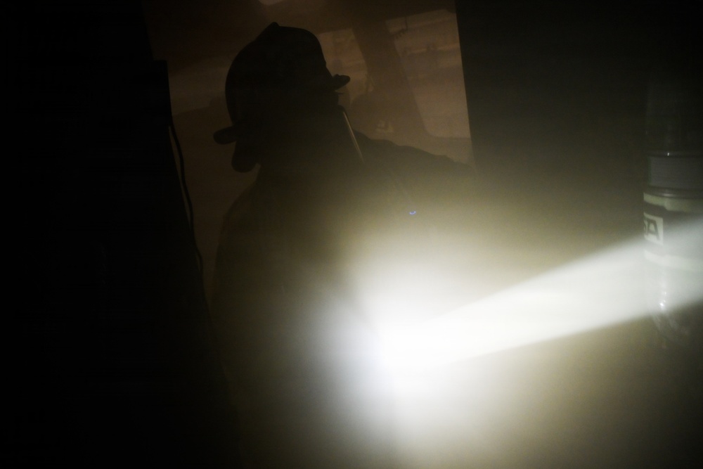 105th Fire Department participates in smoke training