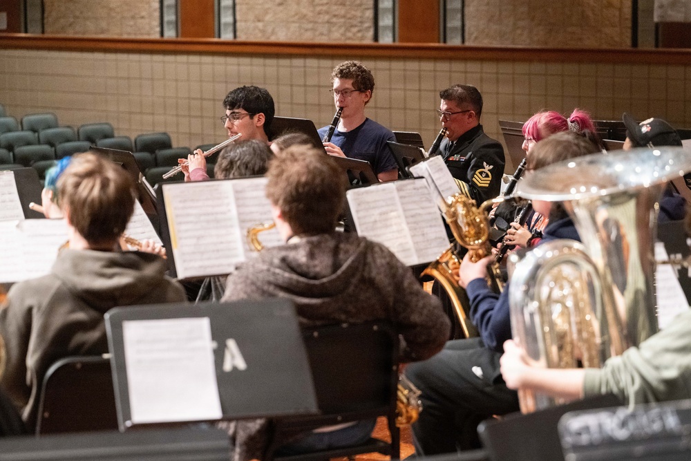 Navy Band members visit band students in Rome, New York