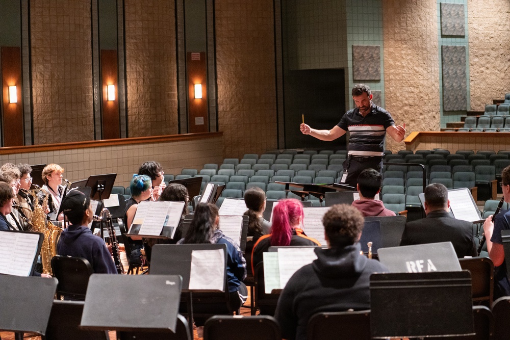 Navy Band members visit band students in Rome, New York