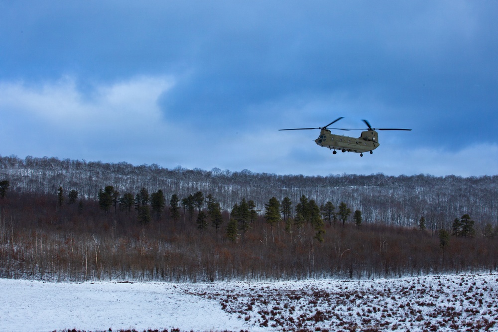 Taking the leap toward readiness: DLA Distribution Susquehanna riggers reclaim critical airborne skills