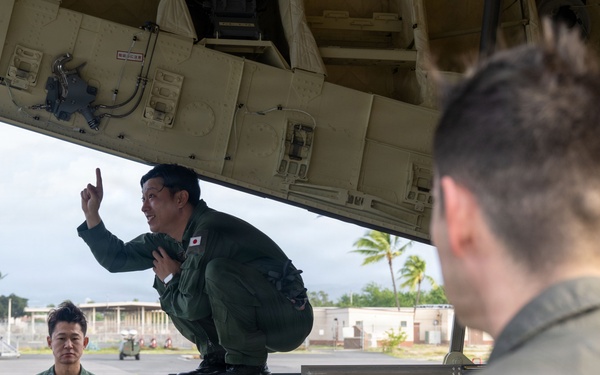 JASDF, 15 WG perform joint airdrops
