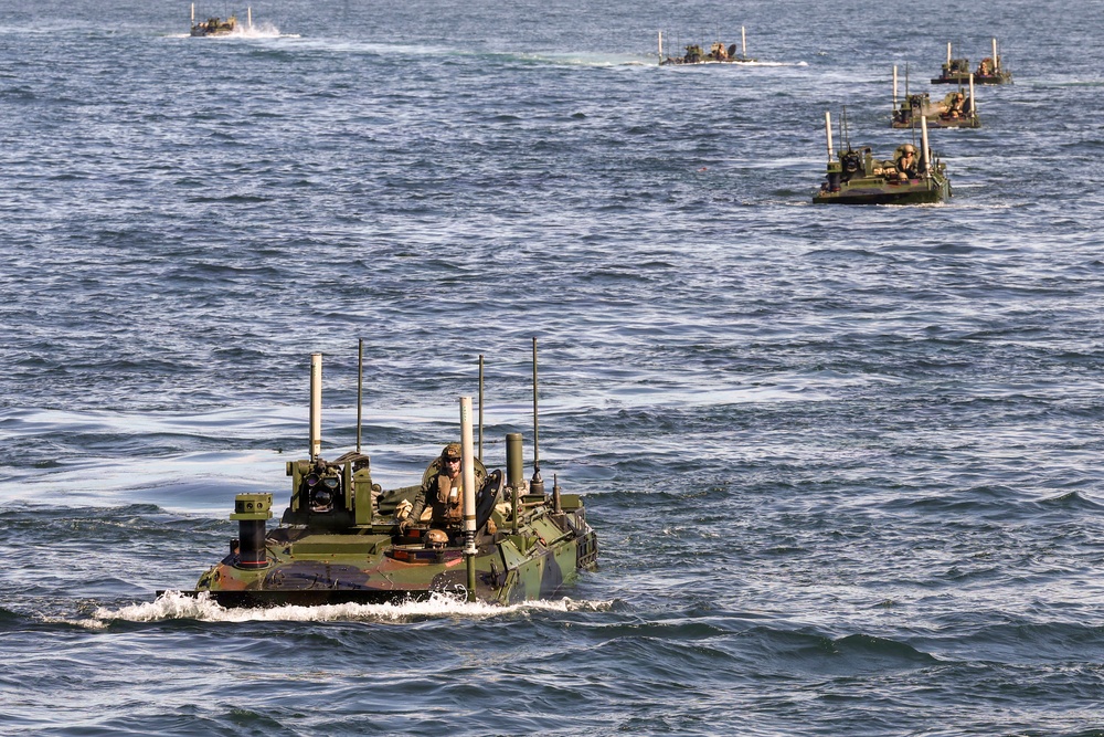 Comstock and 11th MEU ACV Operations