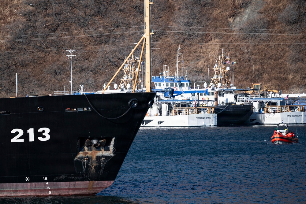 From Ship to Shore: Joint Force Teams Partner with USCGC Fir for Medical Exercise