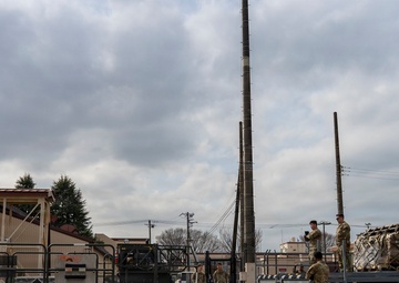 Yokota Airman train on 25K Halverson to strengthen cargo readiness