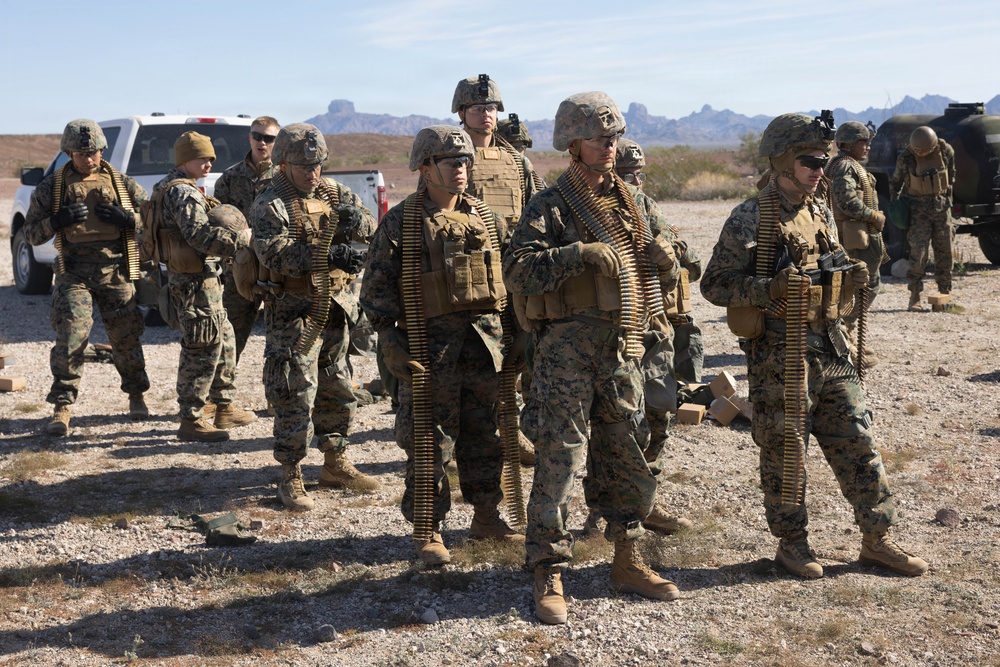 Marines With MWSS-371 Engineer Company Conduct Weapons Field Exercise