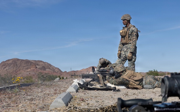 Marines With MWSS-371 Engineer Company Conduct Weapons Field Exercise