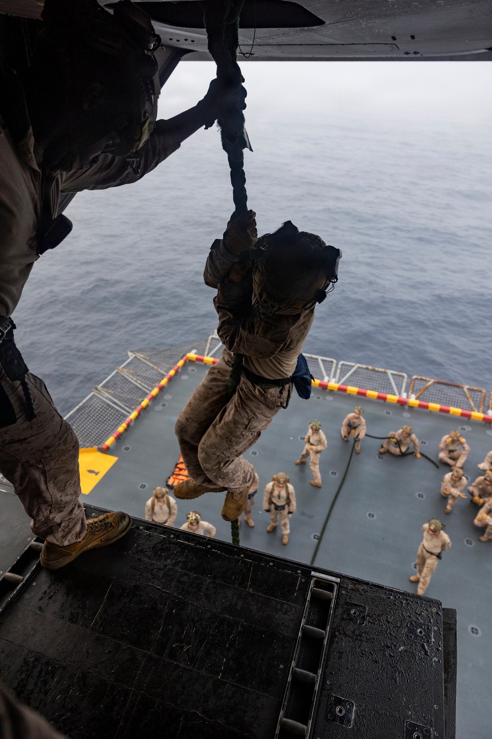11th MEU Marines, Sailors Conduct Fast-Rope Training Aboard USS Boxer