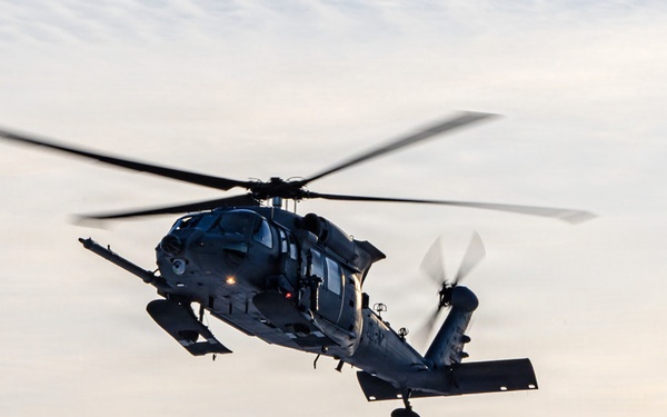 Alaska Air National Guard rescues injured snowmachiner near Cooper Landing