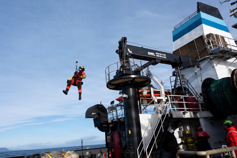 Medical experimentation team supports ARCTIC EDGE 2026 aboard NOAA ship Oscar Dyson (R-224) in Kodiak, AK