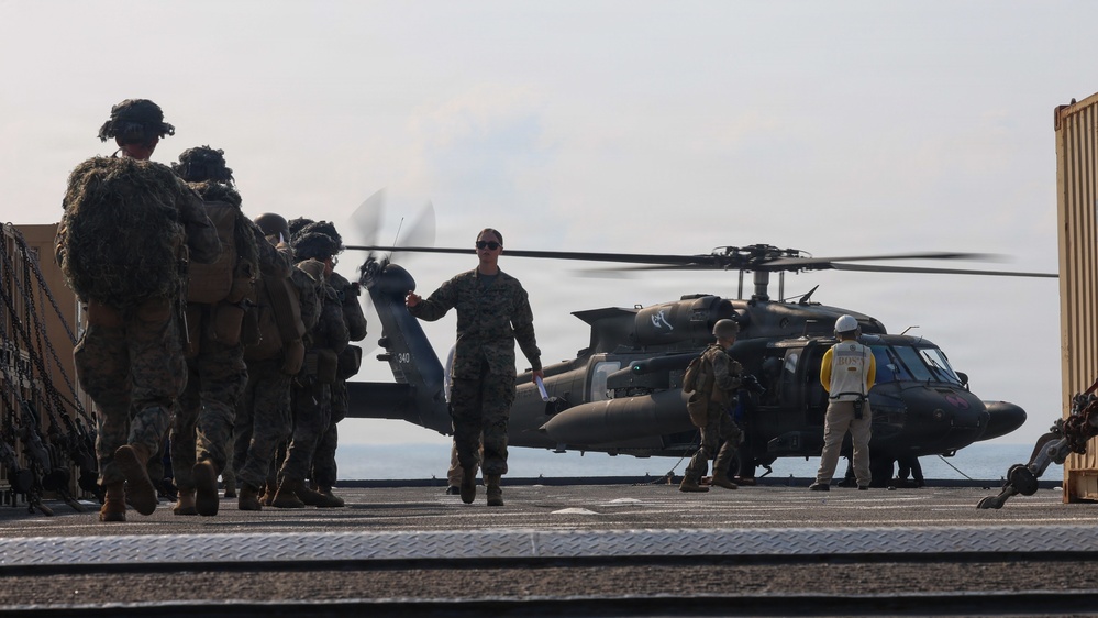 TF Ashland demonstrate operations from the sea during CG26