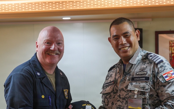 Ashland CO attends Briefing aboard RTN HTMS Chang