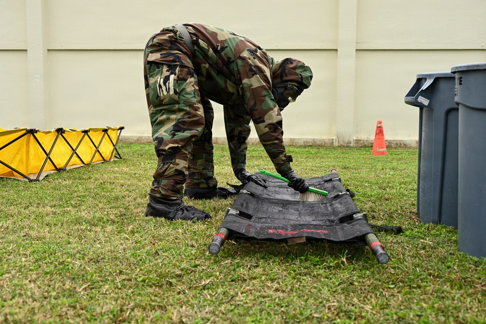 Kaizen-X | 3rd Medical Battalion and CLR-37’s CBRN Responders Conduct Casualty Care Training in a Role 2 Setting