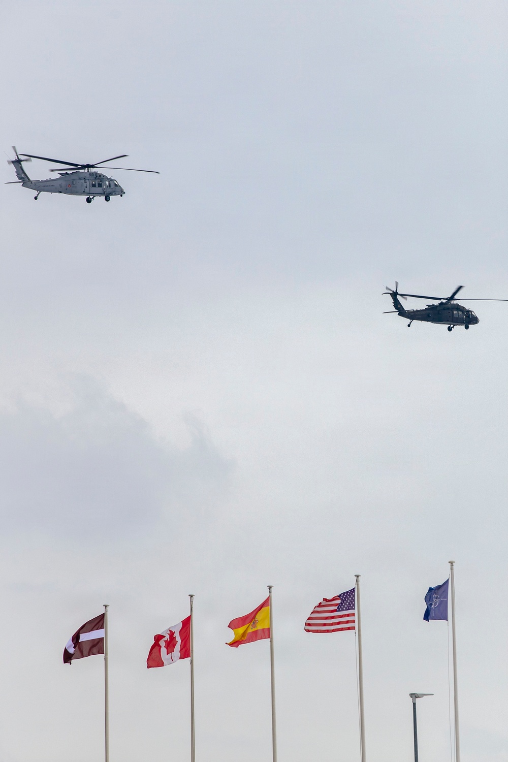 3rd Combat Aviation Brigade and Latvian Airforce conduct Latvia's first multinational UH-60 multi-ship flight