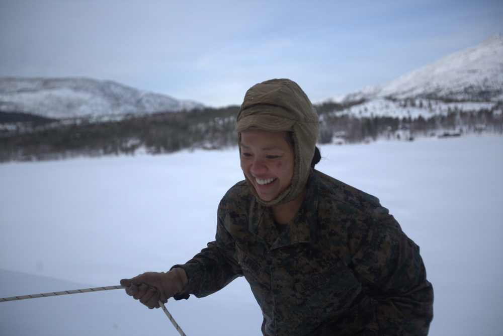CORE26 | U.S. Marines conduct ice-breaker drill in Norway
