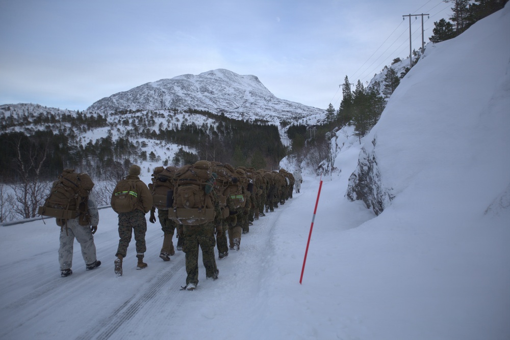 CORE26 | U.S. Marines conduct ice-breaker drill in Norway