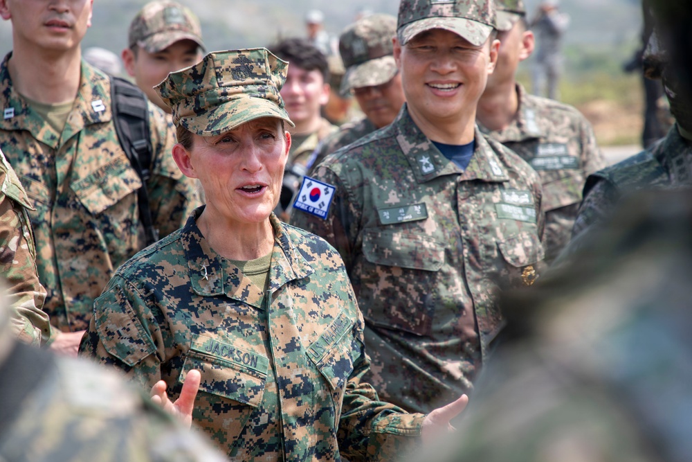 A USFK Commander observes Amphibious Demonstration During Cobra Gold 26