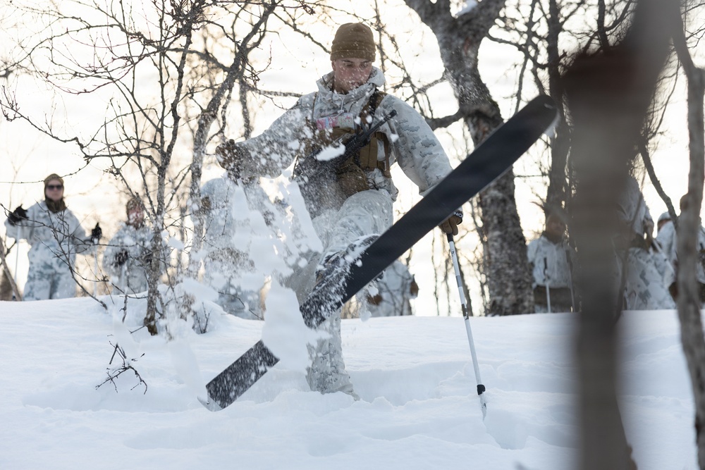 CORE26 | U.S. Marines, Sailors Participate in Cold Weather Training for Arctic Exercise