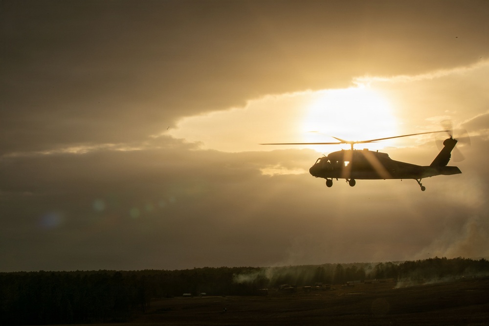 Sentry South 26-2 Black Hawk