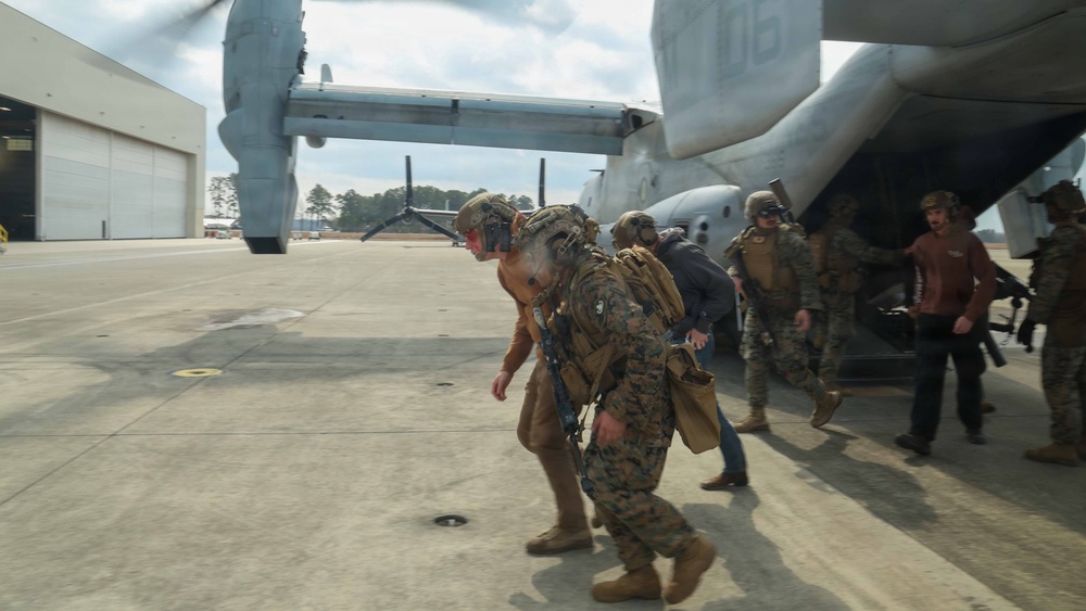 24th MEU CERTEX: U.S Marines with Kilo Conduct a CASEVAC mission