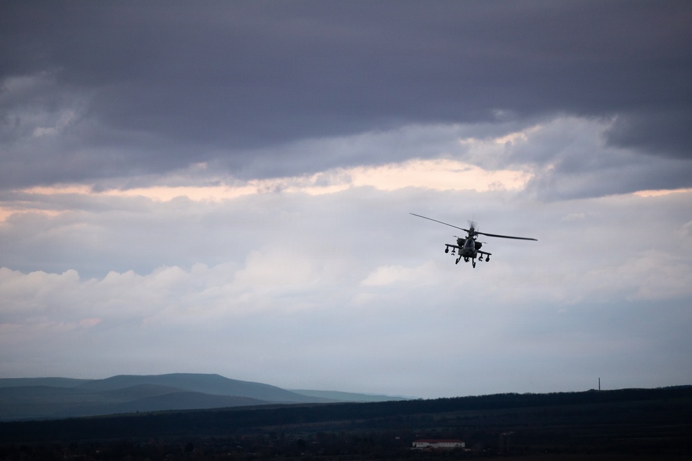 3rd Infantry Division AH-64 Apache Crews Conduct Aerial Gunnery in Bulgaria