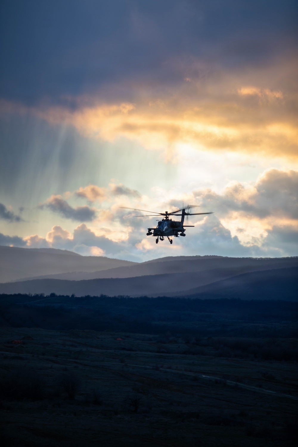 3rd Infantry Division AH-64 Apache Crews Conduct Aerial Gunnery in Bulgaria