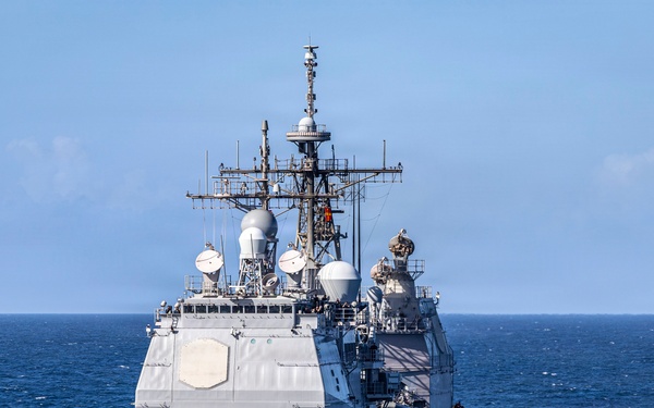 USS Iwo Jima Conducts a Fueling At Sea