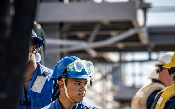 USS Iwo Jima Conducts a Fueling At Sea