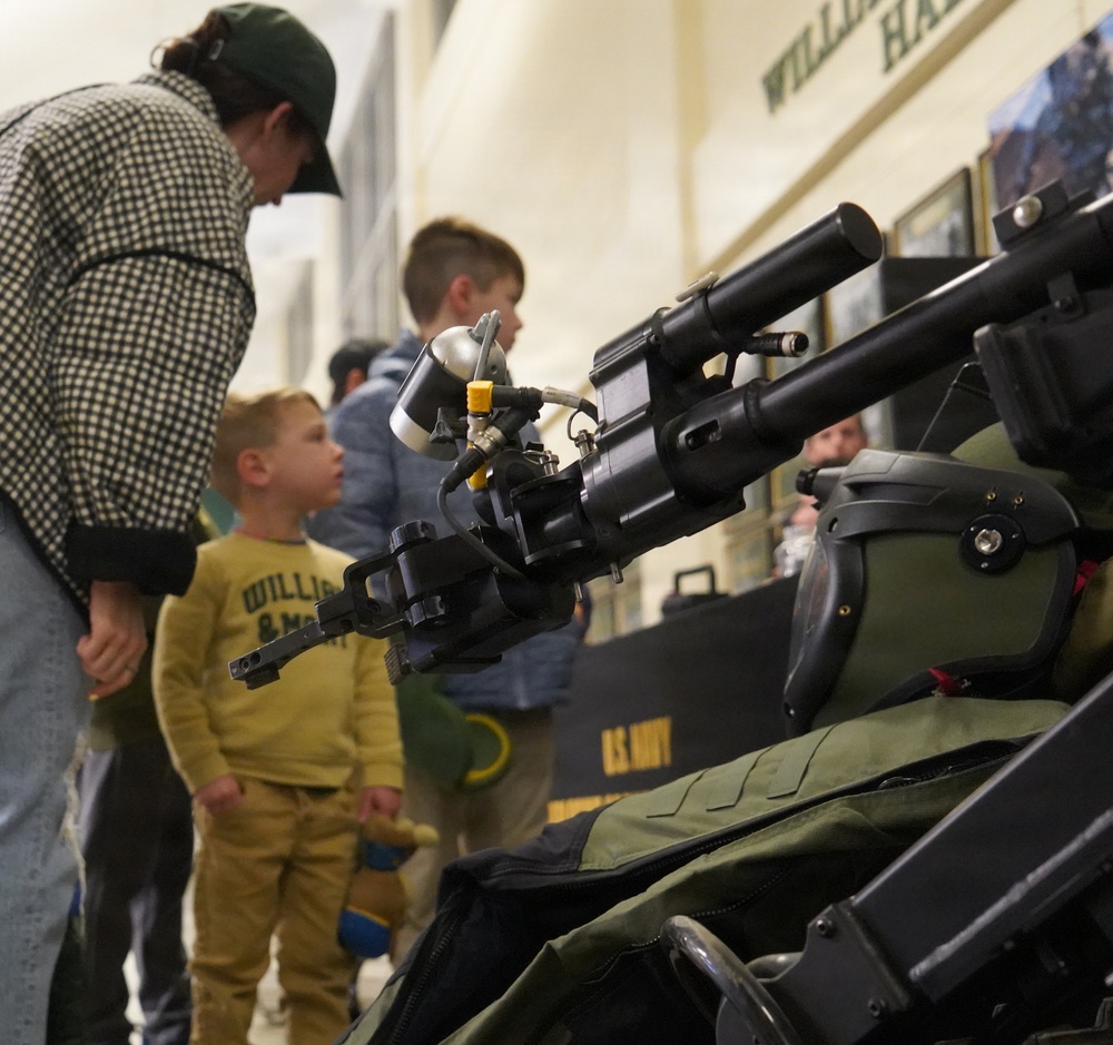 EODMU-2 Detachment Yorktown Sailors support a COMREL event at the College of William &amp; Mary's Kaplan Arena