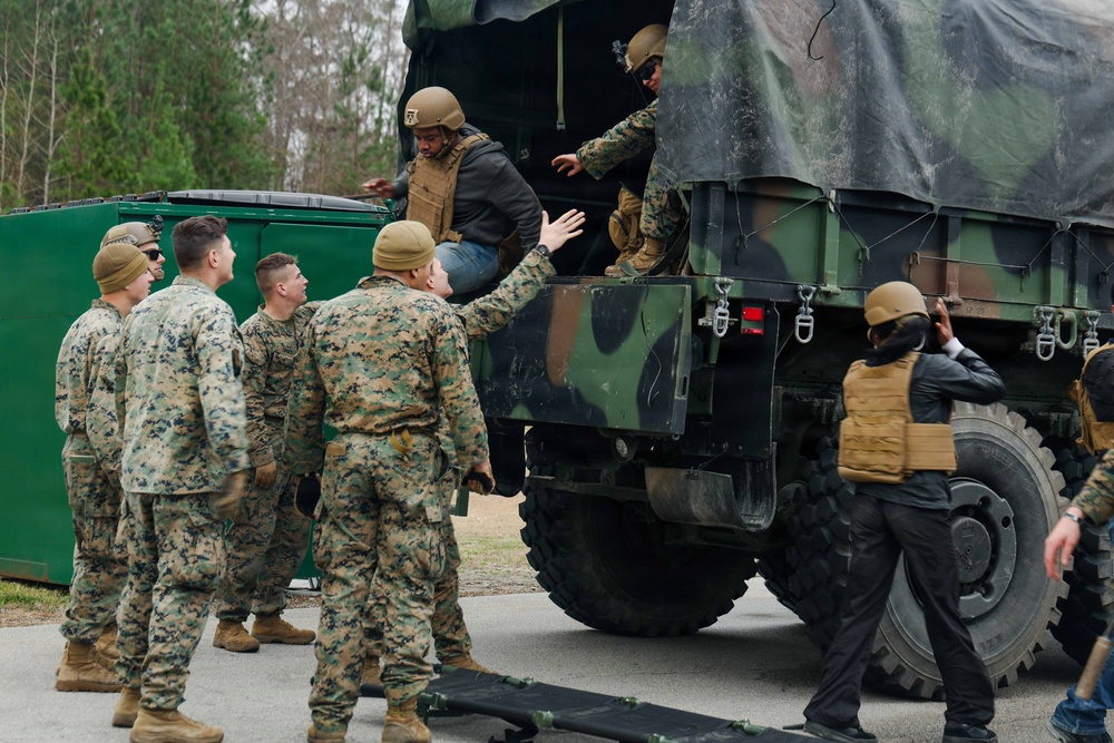 24th MEU CERTEX: U.S Marines and Sailors conduct a Mass Casualty mission
