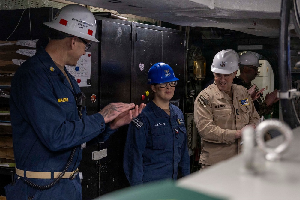 SURFLANT FORCM VISITS WASP