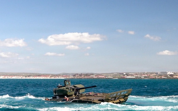 The Textron Advanced Reconnaissance Vehicle 30 mm Cannon (ARV-30) prototype conducts open water testing at Camp Pendleton, CA.