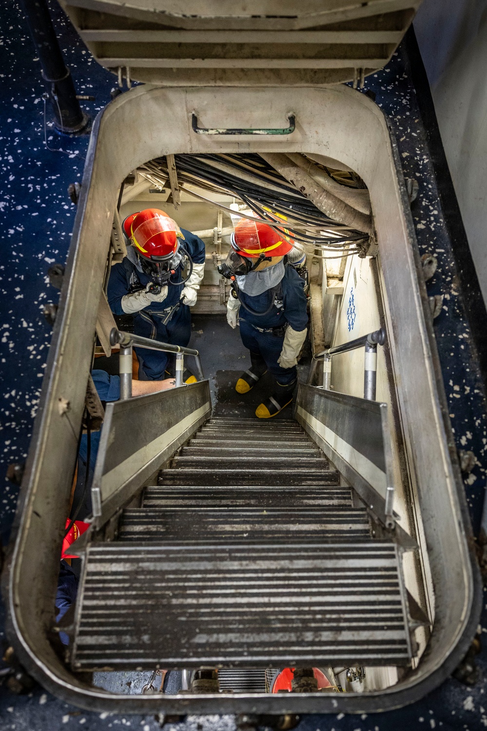 USS Iwo Jima Conducts Damage Control Training