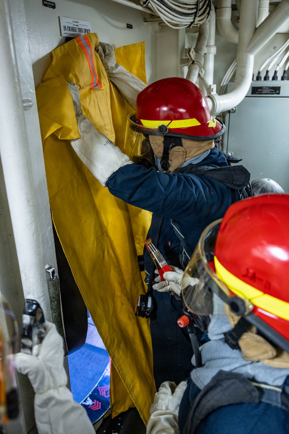 USS Iwo Jima Conducts Damage Control Training