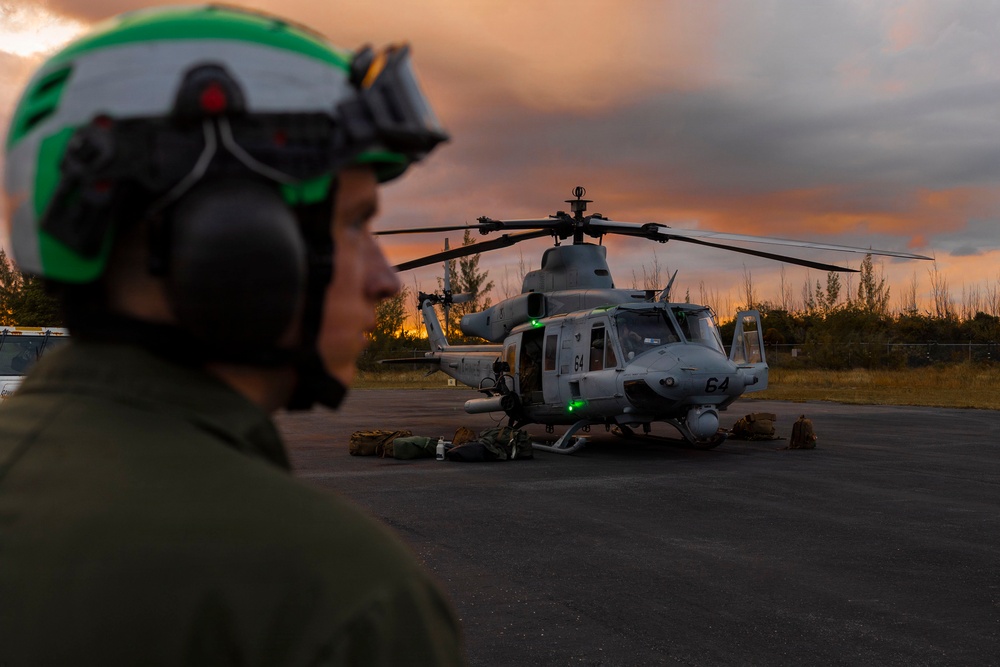 HMLA-269 and HMH-464 land in The Bahamas