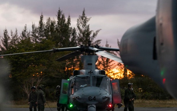 HMLA-269 and HMH-464 land in The Bahamas