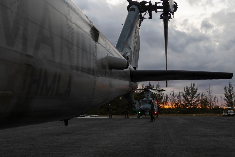 HMLA-269 and HMH-464 land in The Bahamas
