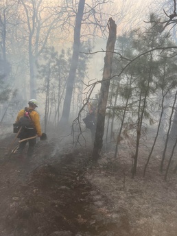Oklahoma National Guard wildland firefighting crews battle Oklahoma blazes